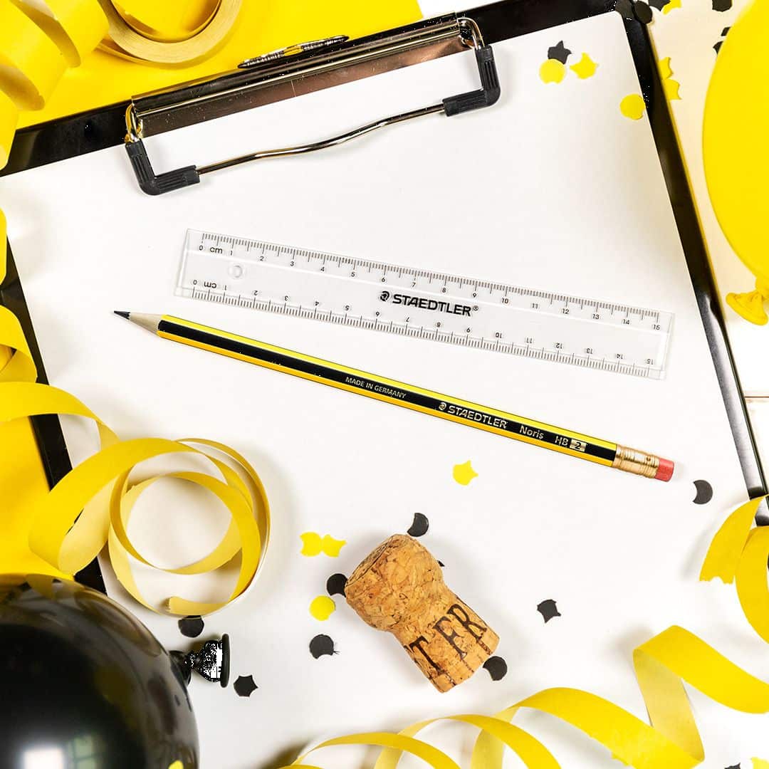 OŁÓWEK STAEDTLER NORIS Z GUMKĄ HB (4)